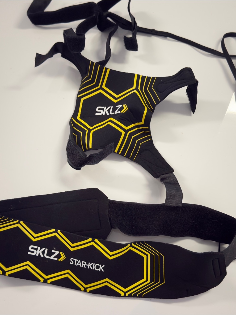 Kids Star-Kick One Piece - Black & Yellow